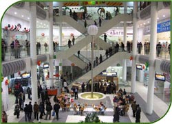 Торговый центр, стоимостью почти 140 миллионов евро, начал работу в Петербурге
